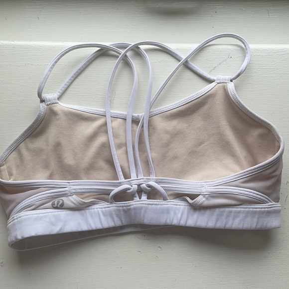 WHITE Lululemon Sports Bra SZ 4 - Picture 2 of 5